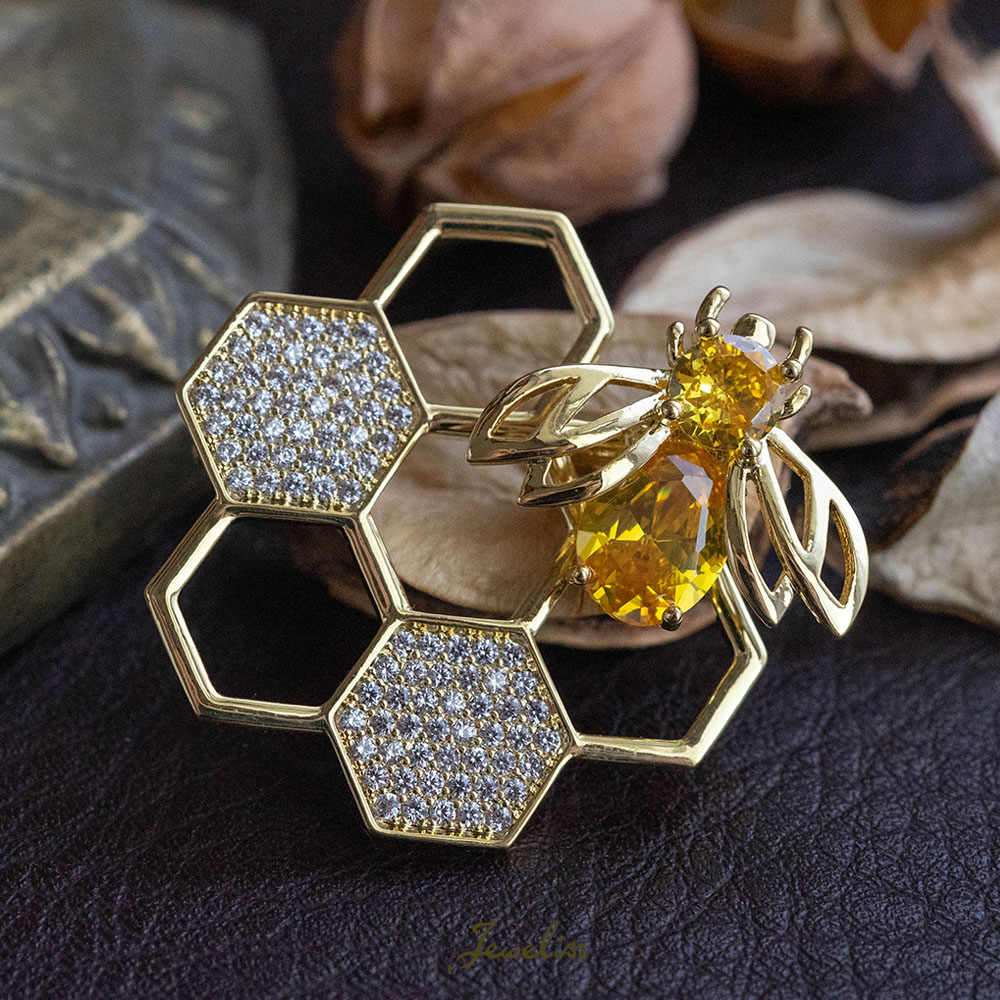 VOGUE BIJOUX 蜂モチーフ ブローチ 希少ヴィンテージ VOGUE BIJOUX 蜂モチーフ ブローチ 希少ヴィンテージ 希少！VOGUE