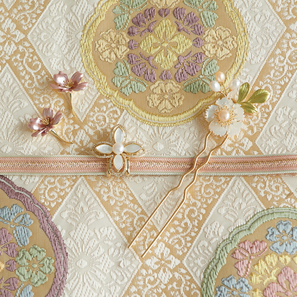 ジュエリス ブローチ 