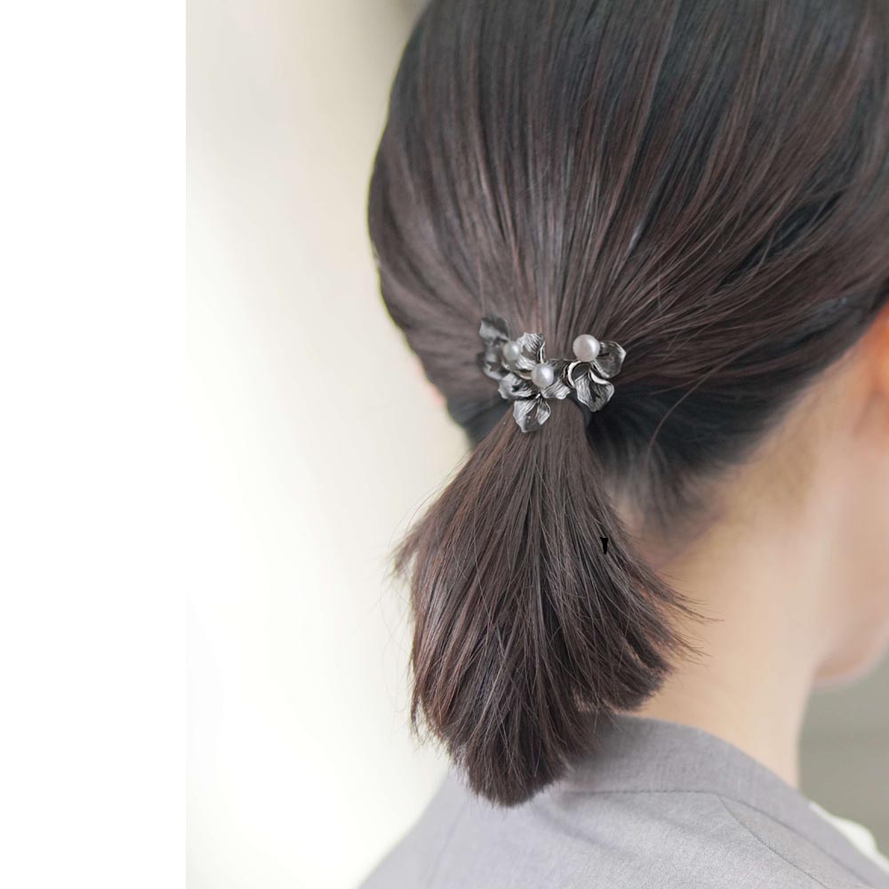 ジュエリス ブローチ 