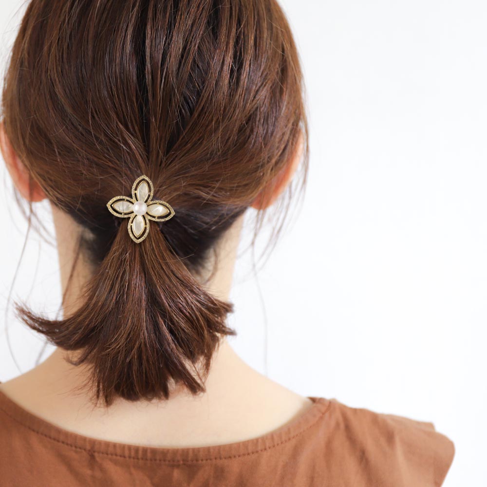 ジュエリス ブローチ 