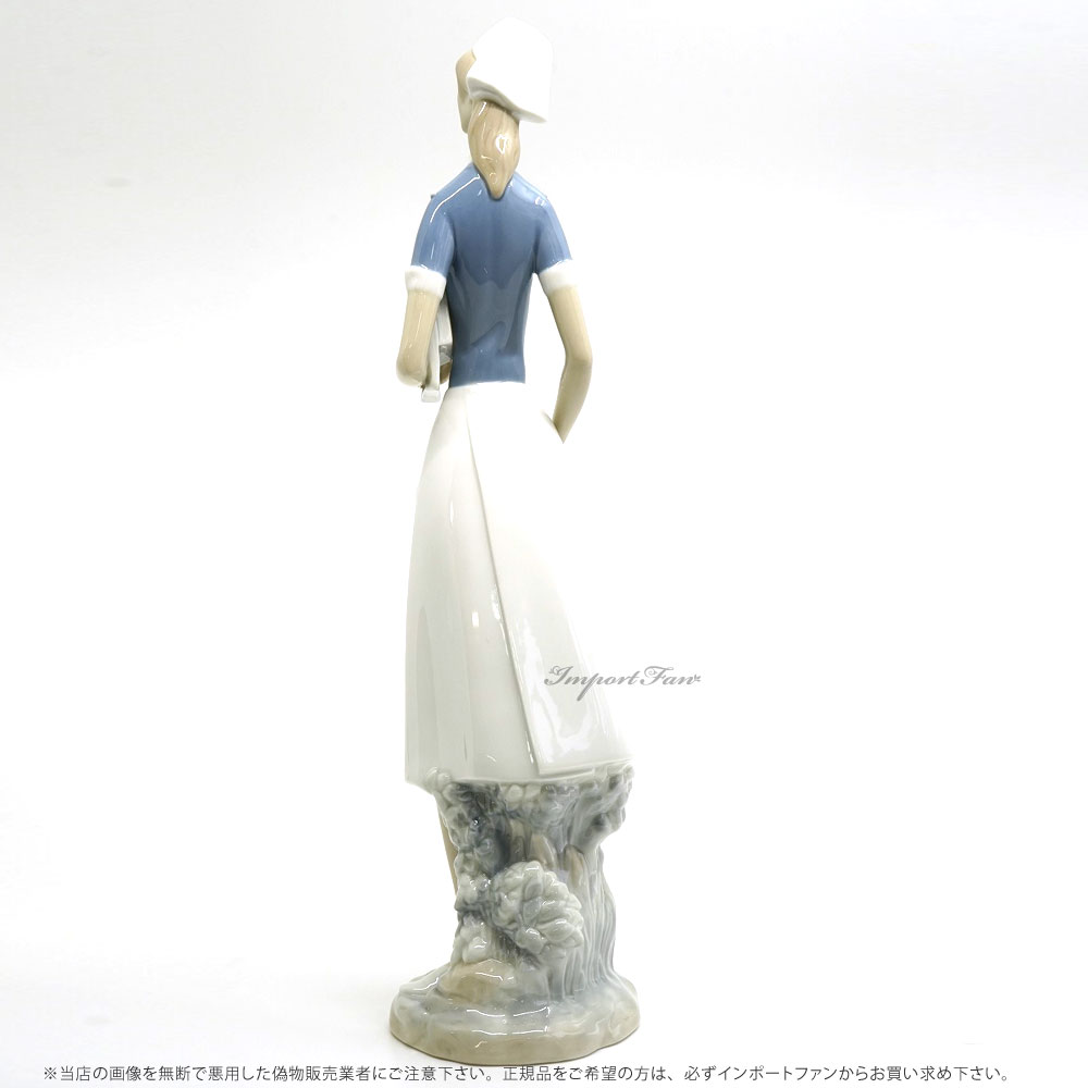 LLADRO リヤドロ 優しいナース 01004603 看護師 ギフト プレゼント