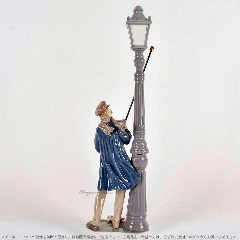 LLADRO リヤドロガス灯 男性 置物 01004691 ギフト プレゼント
