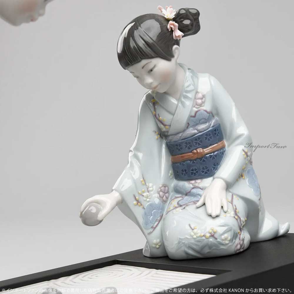 リヤドロ 晴れ着であそぼ 少女 正月 8640 LLADRO JAPANESE GARDEN