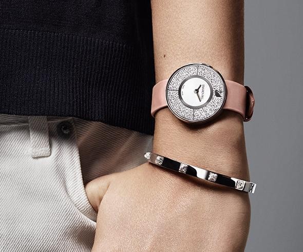 swarovski 時計　クリスタリンオーバル top.jpg