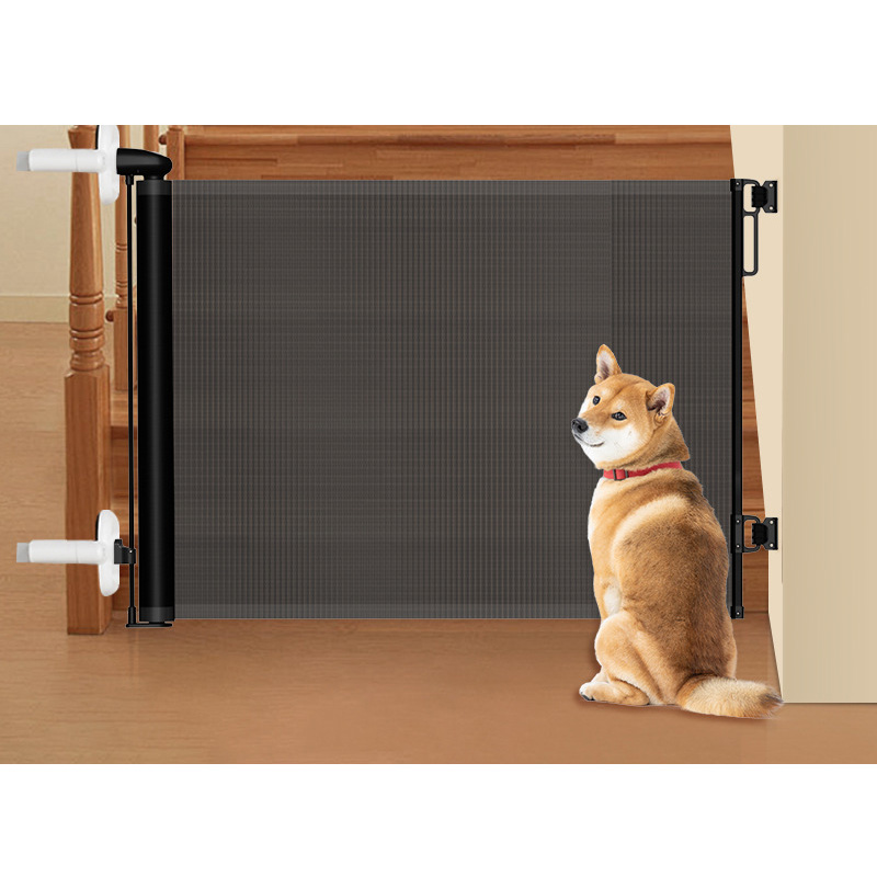 【即納】 ベビーゲート ロール式 伸縮 最大300cm 階段口 玄関 キッチン 巻き取り式 犬 猫 子供用 セーフティゲート 壁保護 簡単設置  穴あけ不要 |  | 03