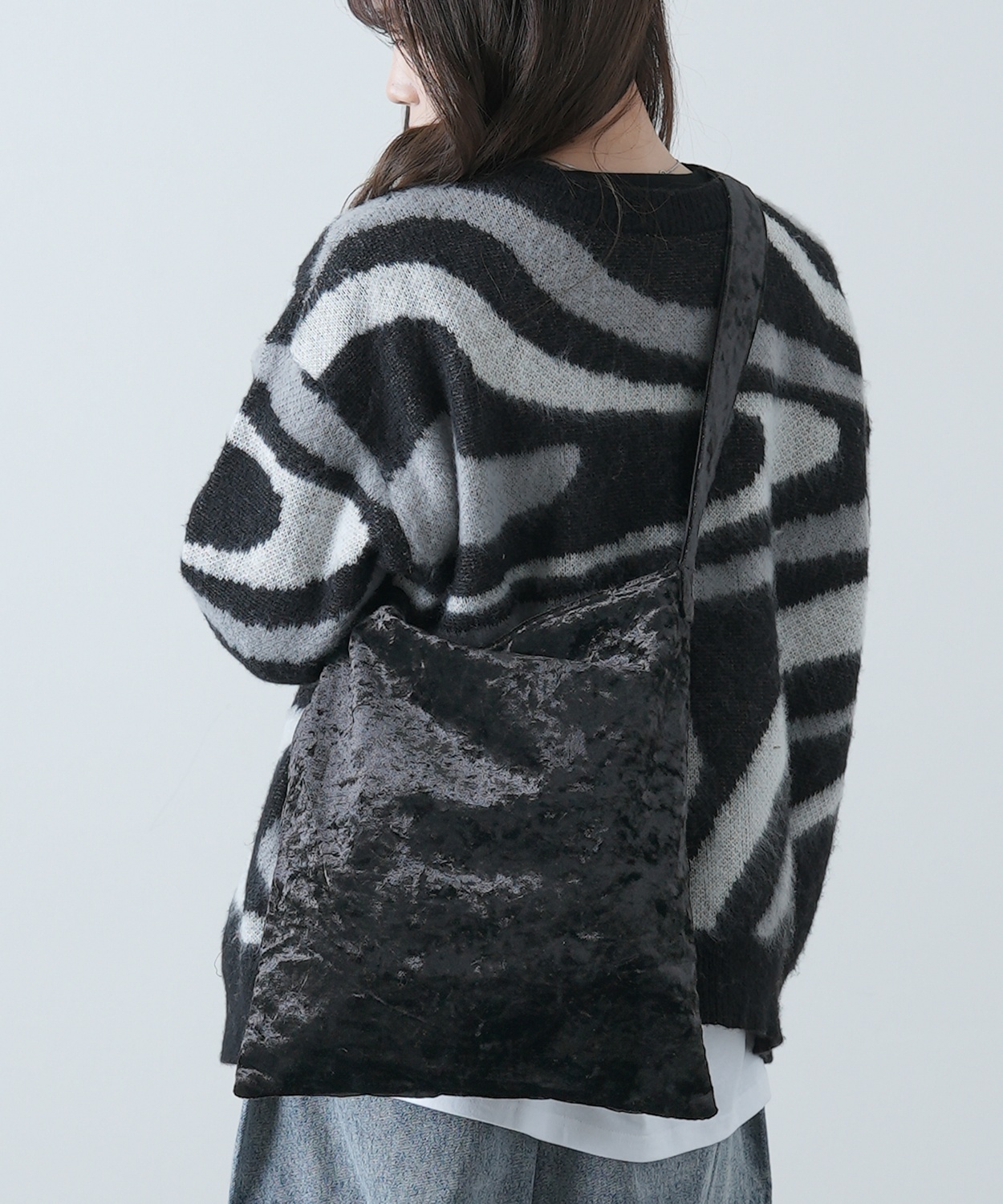 ショルダーバッグ メンズ レディース ベロア カバン 鞄 斜めがけバッグ たすき掛け メッセンジャーバッグ カジュアル スケーター ストリート 韓国ファッション | improves | 01