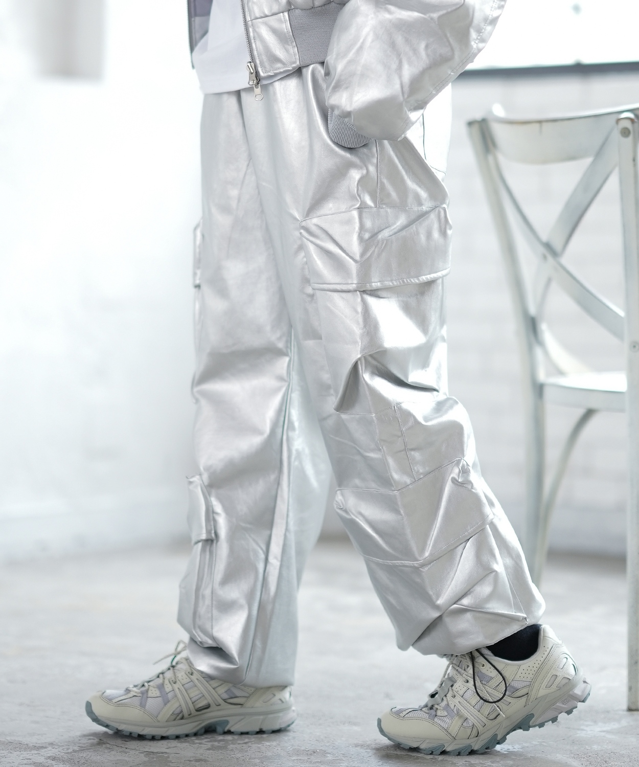 カーゴパンツ メンズ シンセティックレザー PUレザー 合成皮革 防風防寒 ワイドパンツ ストリート アメカジ 古着MIX 韓国 | improves | 01