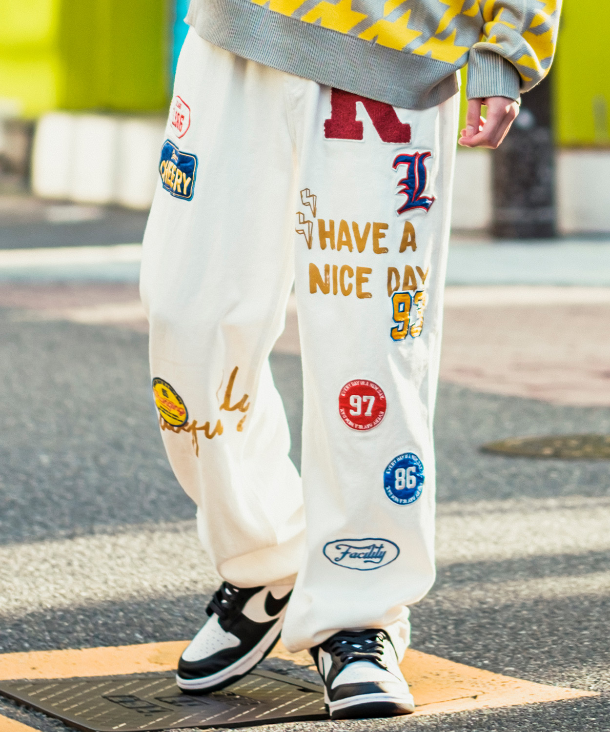 improves（インプローブス） デニムパンツ メンズ サガラ ワッペン