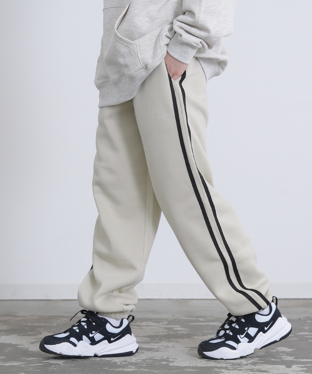 ラインパンツ メンズ 裏起毛 スウェット イージーパンツ オーバーサイズ 大きめ アメカジ カジュアル ストリート シンプル スケーター 韓国ファッション | improves | 01