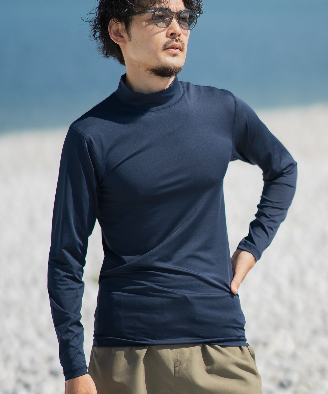 ラッシュガード メンズ 長袖 Tシャツ モックネック 水着 海水浴  アメカジ カジュアル サーフ サーファー ストリート 西海岸 大人カジュアル ホワイト ブラック | improves | 03