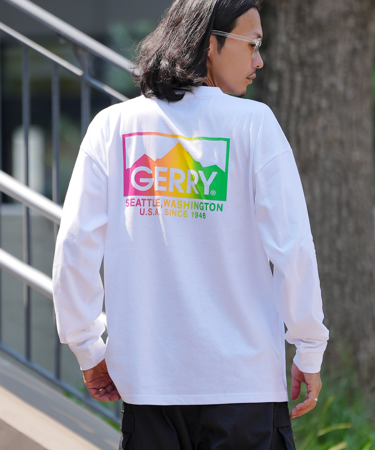 長袖Tシャツ メンズ GERRY ジェリー 別注プリント カットソー グラデーションロゴ プリント ロンT アウトドア ストリート アメカジ 古着MIX ホワイト ブラック | GERRY | 01