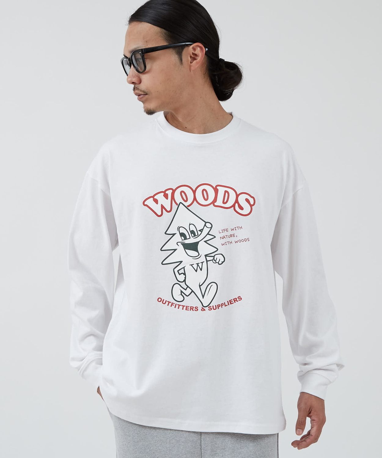長袖Tシャツ メンズ WOODS別注 ウッズ ロンT カットソー  ビッグシルエット アウトドア カジュアル アメカジ ブラック ホワイト オートミール | improves | 01