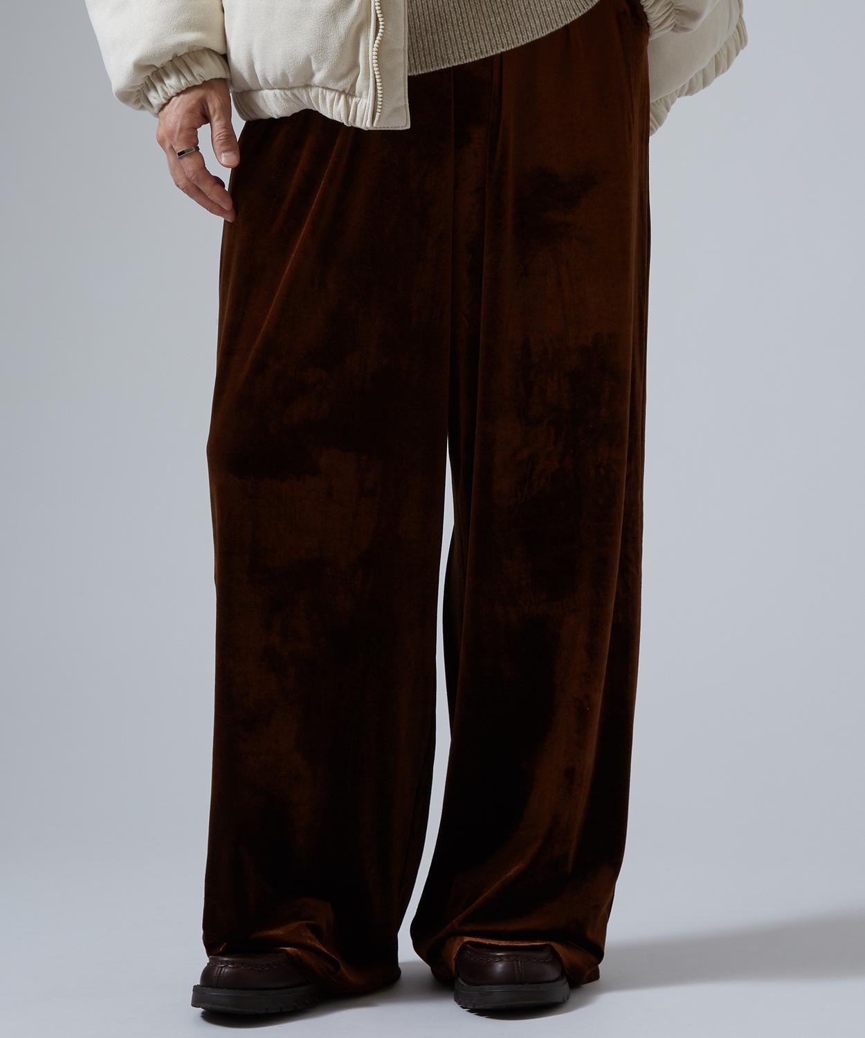 ワイドパンツ メンズ ベロア素材 イージーパンツ リラックスウェア ジェンダーレス カジュアル シンプル 大人カジュアル きれいめ ブラック チャコール ブラウン | improves | 02