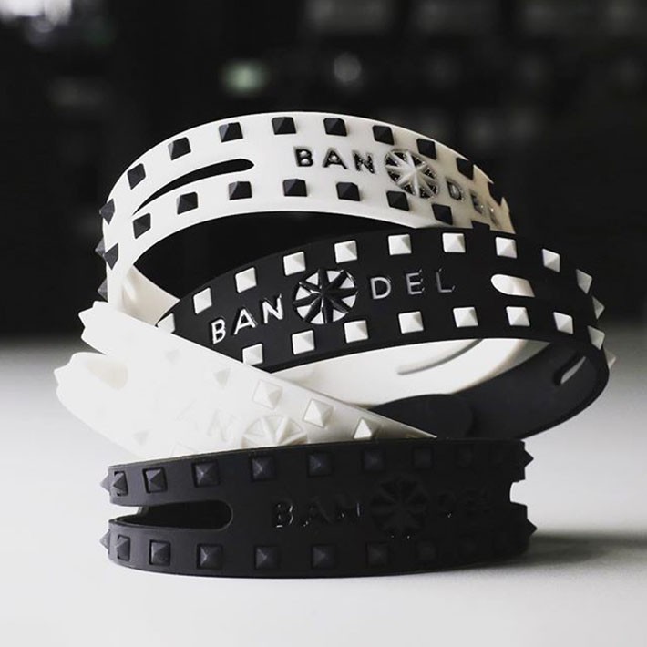 BANDEL バンデル ボックスギフト スタッズネックレス