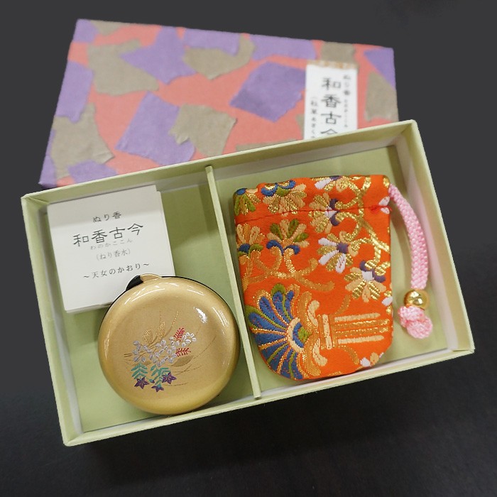 塗香 ぬり香 和香古今 わのかここん フレグランス 練り香水 : 稲葉仏壇