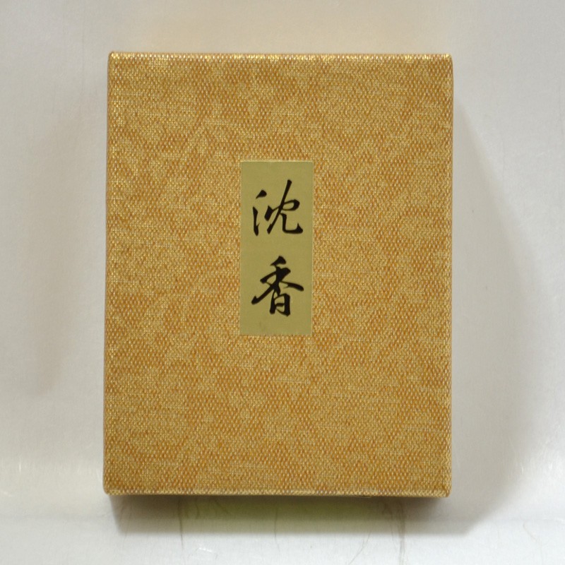 インドネシア産沈香　10,33g Amazon.co.jp: 香木 お焼香 新インドネシア産 沈香 【最高級品