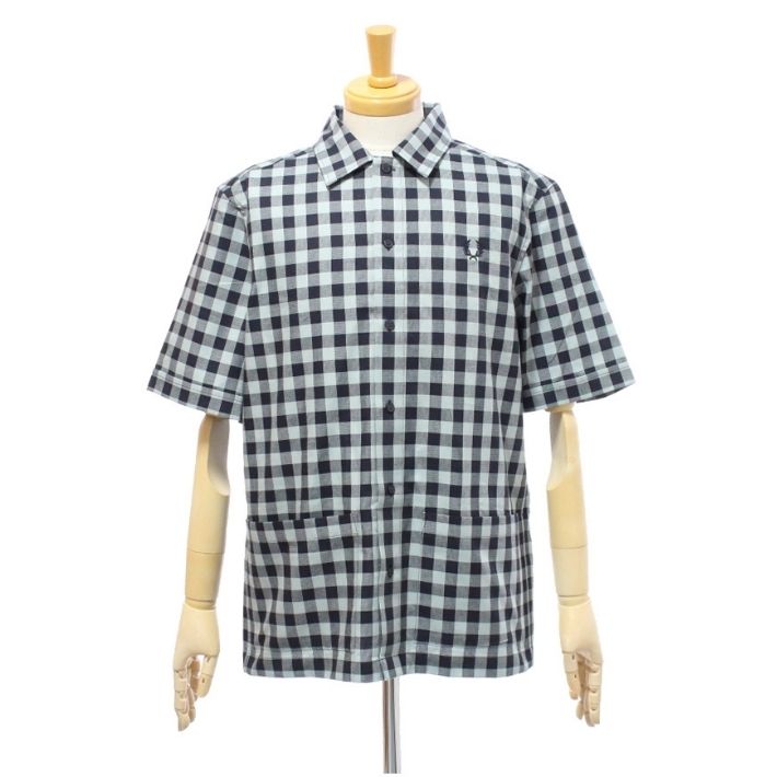 FRED PERRY メンズ半袖シャツ、カジュアルシャツ（サイズ（S/M/L）：L 