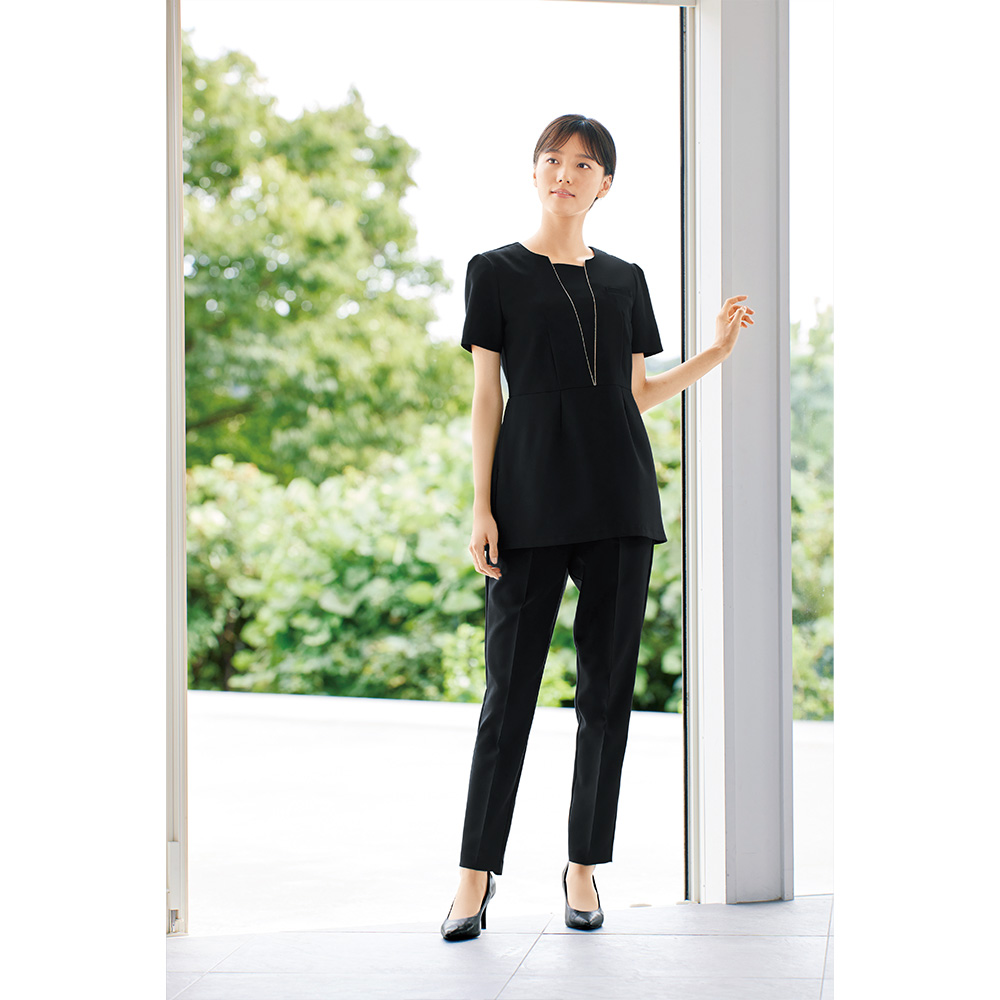 en joie アンジョア チュニック  7号〜15号 レディース ユニフォーム 制服 クリニック 施術 受付 美容医療 サロン かわいい 42056 宅配のみ ジョア en joie アンジョア チュニック 7号〜15号 レディース