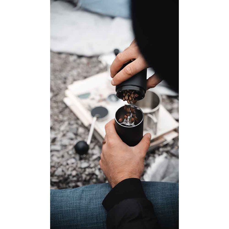 コーヒーグラインダーコーヒーミル挽き目調整手引きミル速く挽けるハンドミルエスプレッソおしゃれモダンアルココーヒーミルARCOブラックGOATSTORY 