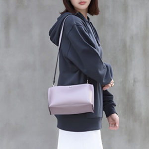 ショルダーバッグ