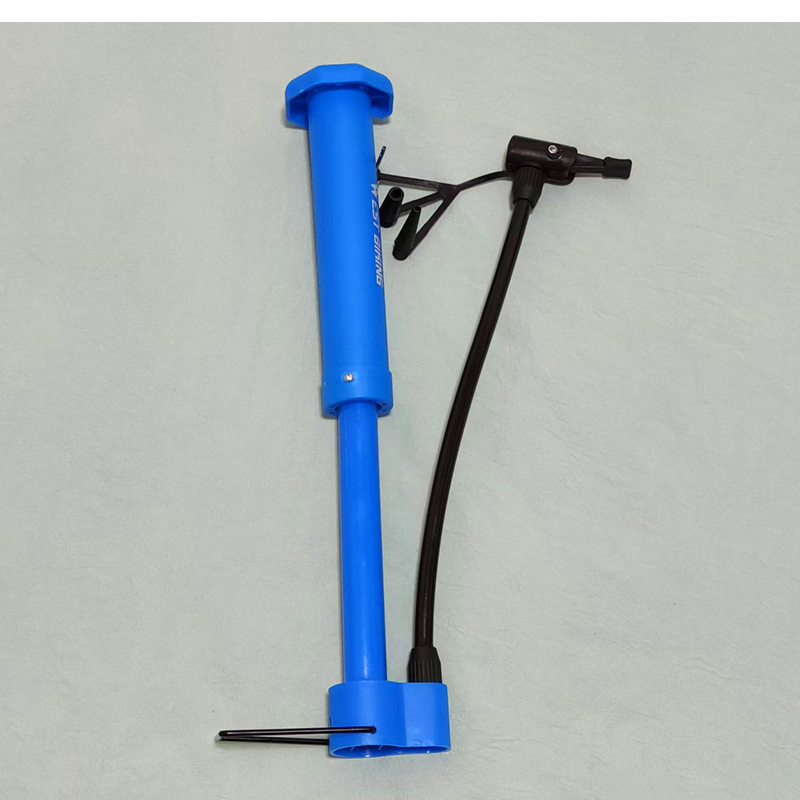自転車用空気入れ 携帯用 ミニポンプ 携帯ポンプ エアポンプ 軽量 小型 コンパクト フレキシブルホース 80PSI PP製 ボール用ニードルピン付き 米式 ロードバイク |  | 16