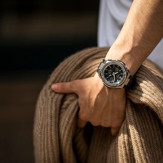 GST-W110-1AJF G-SHOCK デジタル腕時計 ブラック/シルバー Amazon.co.jp: [カシオ] 腕時計 ジーショック【国内正規品】 G