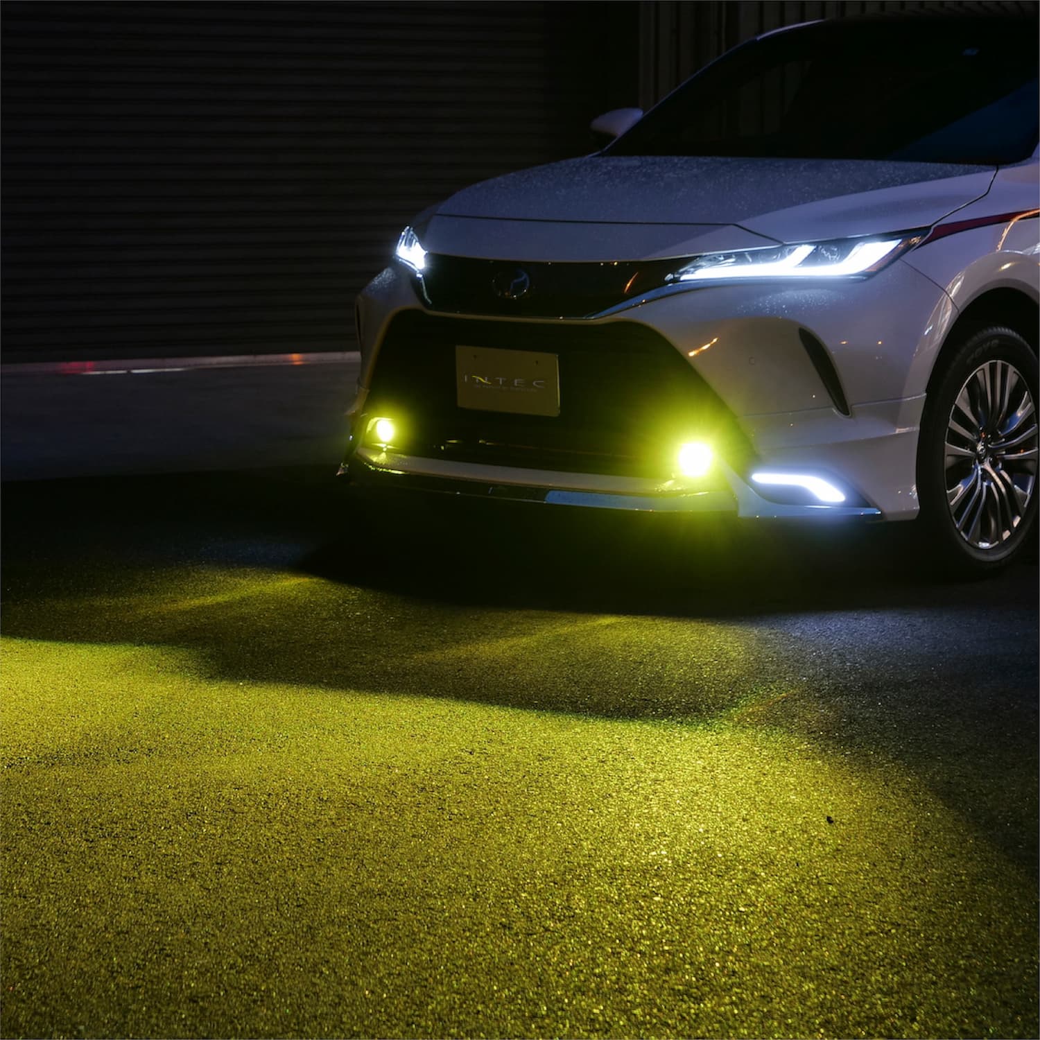INTEC トヨタ純正LEDフォグ交換用バルブ イエロー ハイエース7