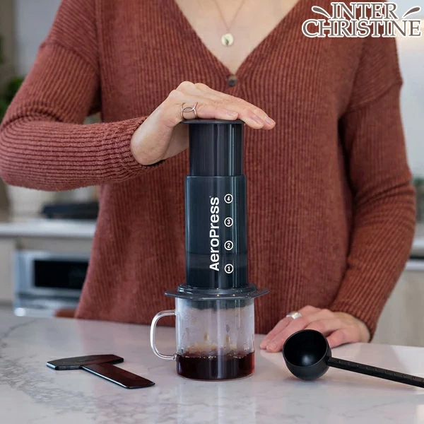 エアロプレス オリジナル コーヒーメーカー No.4996 AeroPress