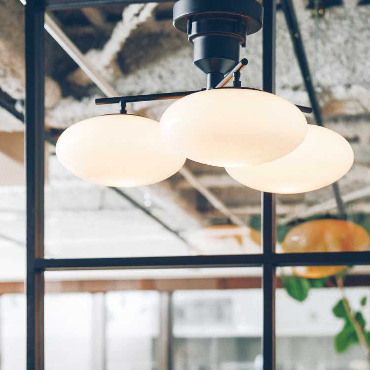 シーリングライト 3灯 丸型 ガラス 乳白色 4.5畳 大きい モダン お洒落