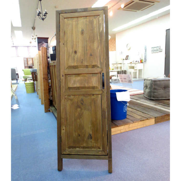 扉付きスタンドミラー 幅45cm ドア 鏡 姿見 天然木製 収納フック付