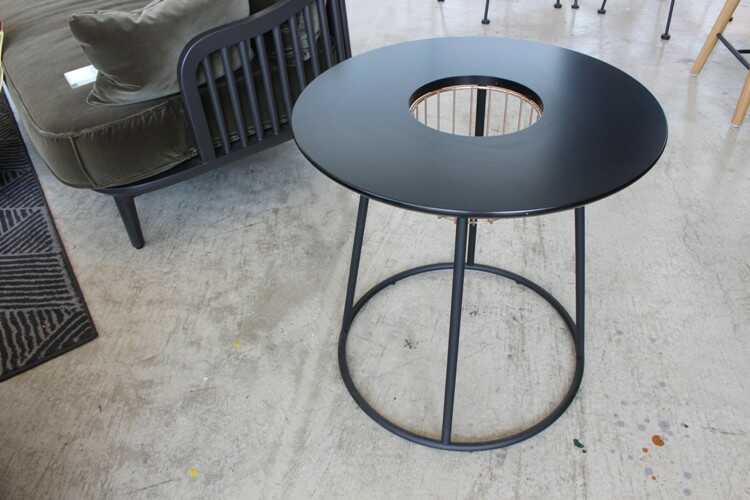 新品♡丸型ミラーサイドテーブル サイドテーブル 円形 丸 リビング おしゃれ ディスプレイ 収納付