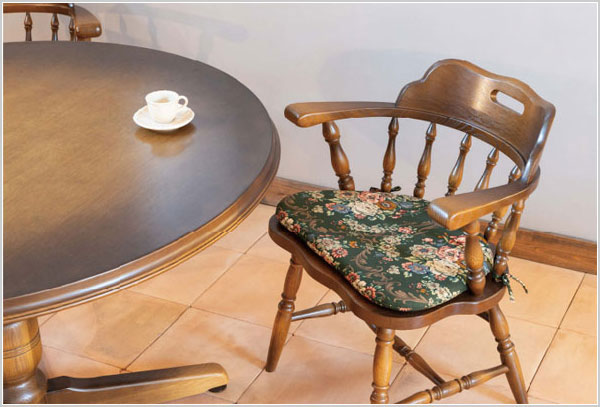 飛騨産業 ダイニングチェア 肘付き アームチェア 木製 無垢 食卓椅子