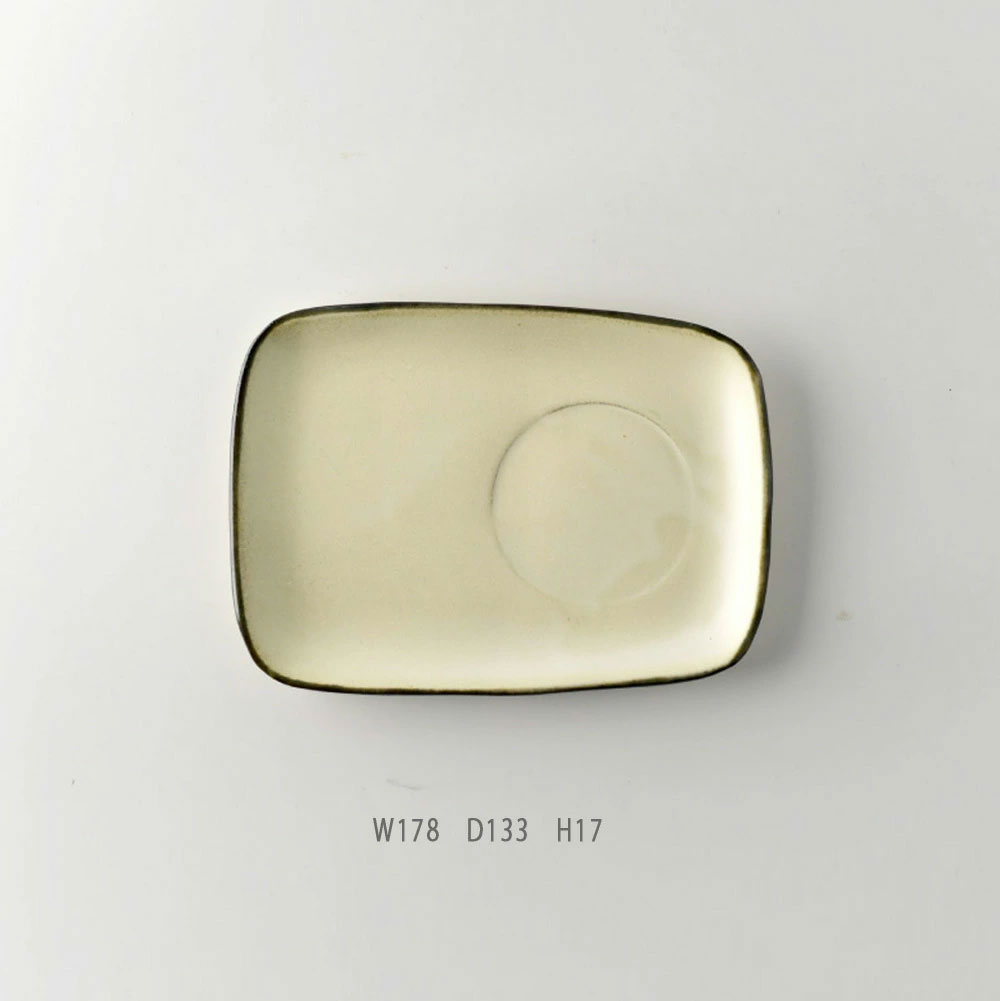 ブロウ 角プレートの画像