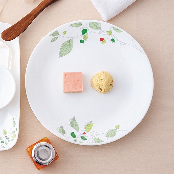 【美品】コレール CORELLE プレート お皿 9枚セット まとめ売り 大皿 パール金属 プレート 26cm コレール CORELLE 白 食器 皿 グリーン