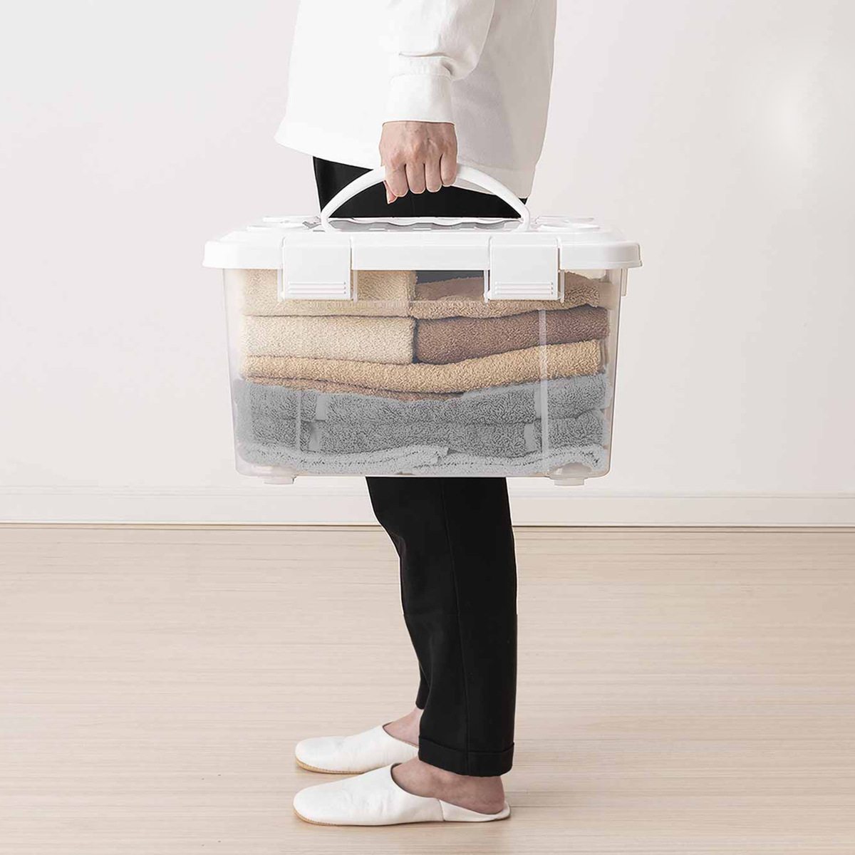 プラスチック特大サイズの収納ボックス厚めの収納ボックス特大サイズの家庭用衣類収納 天馬 収納ボックス 幅42×奥行31×高さ25cm フタ付き 持ち手付き