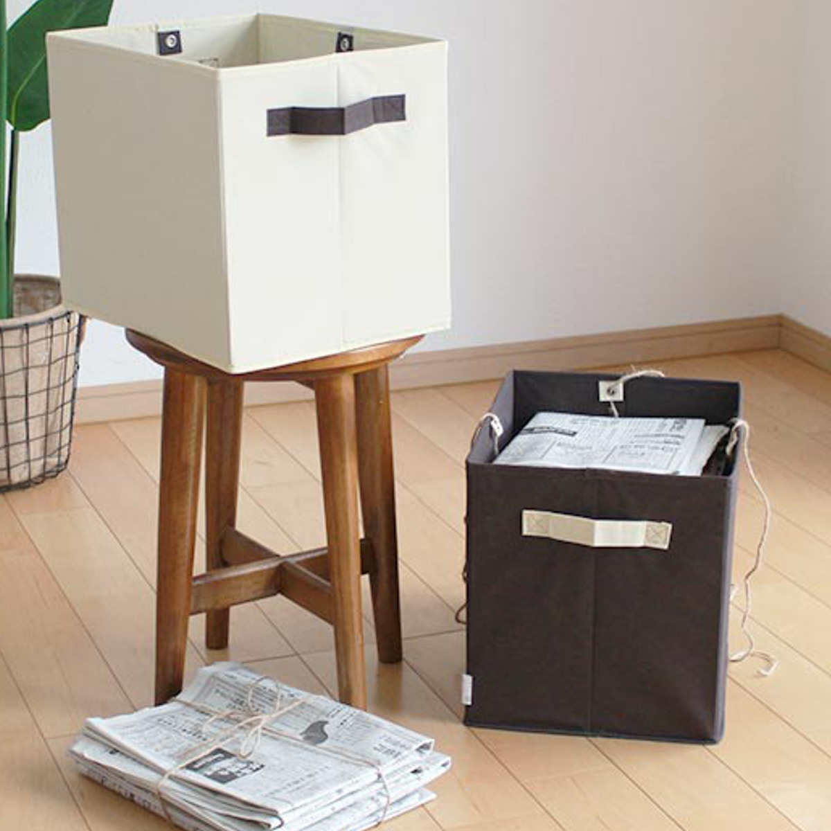新聞紙収納＆飾り棚 東洋ケース（TOYOCASE） 新聞ストッカー 新聞 収納 新聞紙ラック 紐