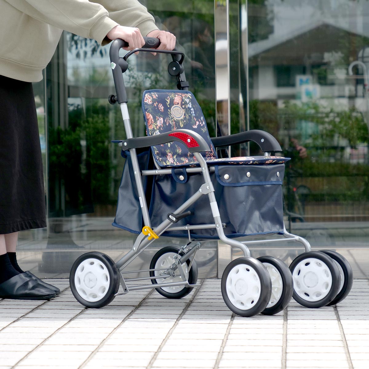 マキテック シルバーカー ノーブル 軽量 コンパクト 座れる おしゃれ