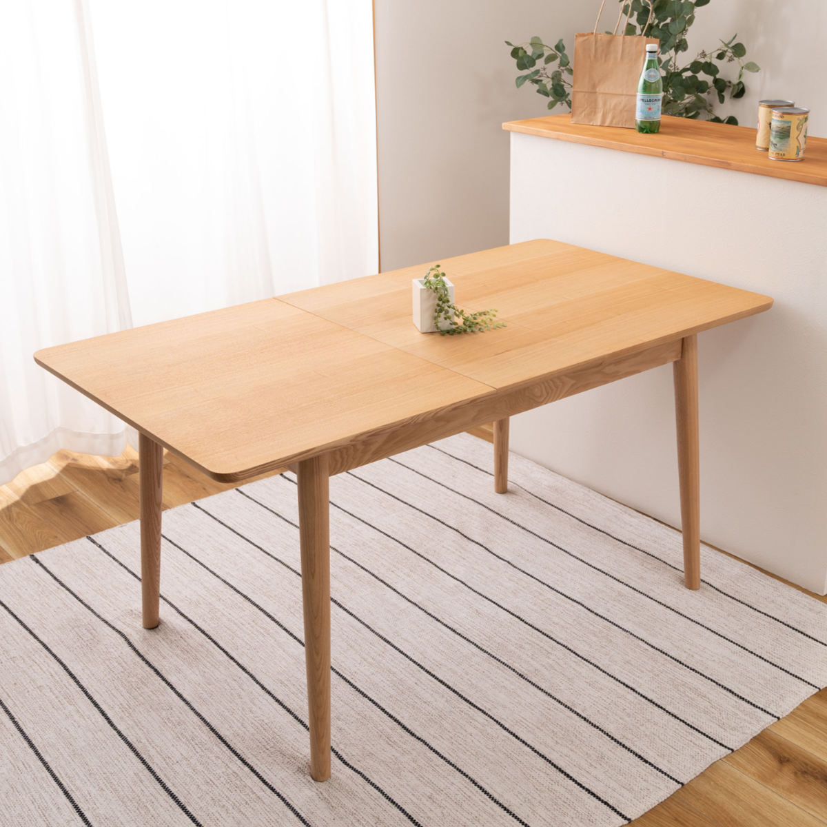 伸縮式ダイニングテーブル Henry 120-150cm アッシュ 伸縮式ダイニングテーブル Henry(ヘンリー)｜北欧・ヴィンテージ