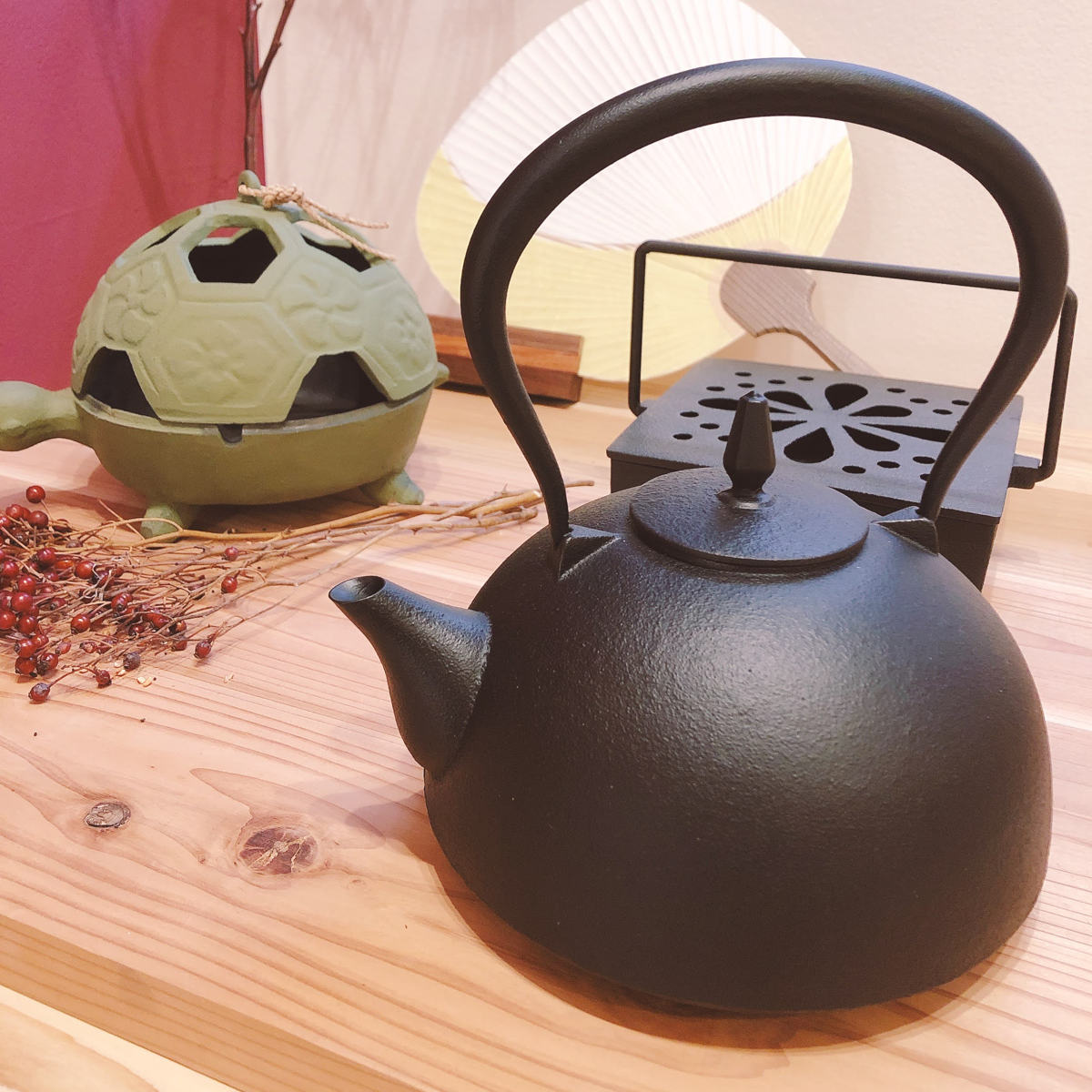 鉄瓶 1.2L IH対応 Vita Craft 華 南部鉄器 日本製 （ ガス火対応 ガス火 直火 1.2リットル 鉄器 急須 ）の画像