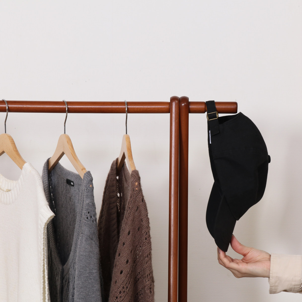 不二貿易（Fuji Boeki） ハンガーラック 幅75cm 折りたたみ式 天然木