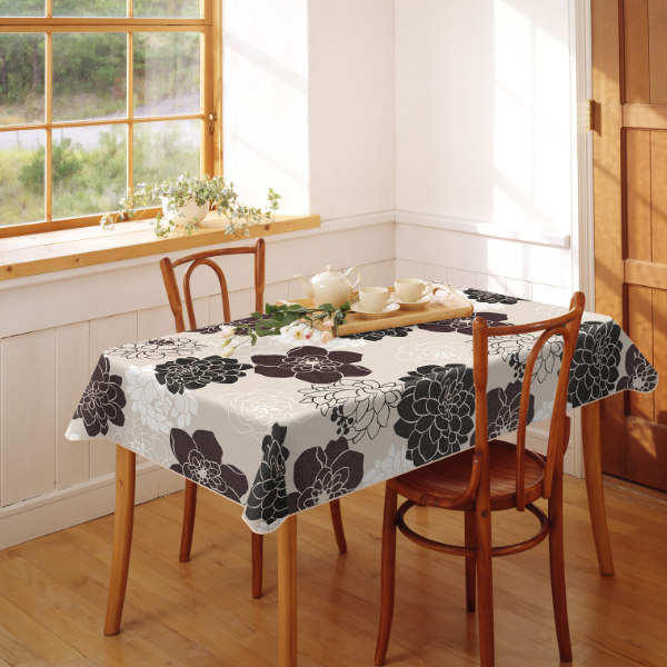 テーブルクロス 120×150cm ハートフル 樹脂製 （ テーブル掛け