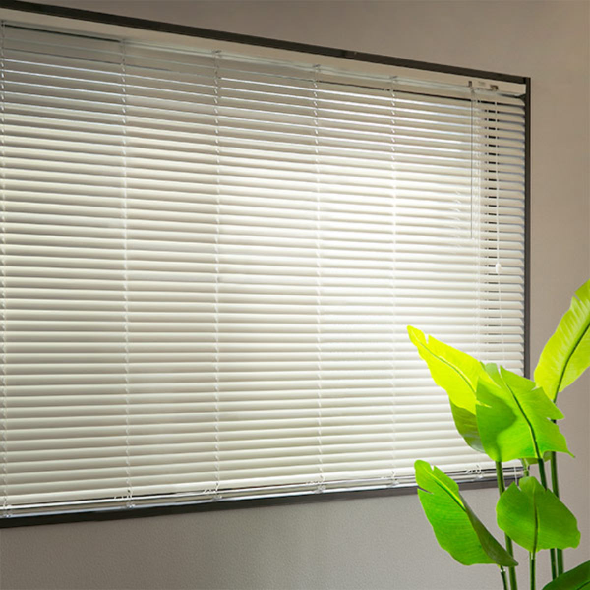 TOSO（トーソー） アルミブラインド 84×108cm アルミ製 ブラインド