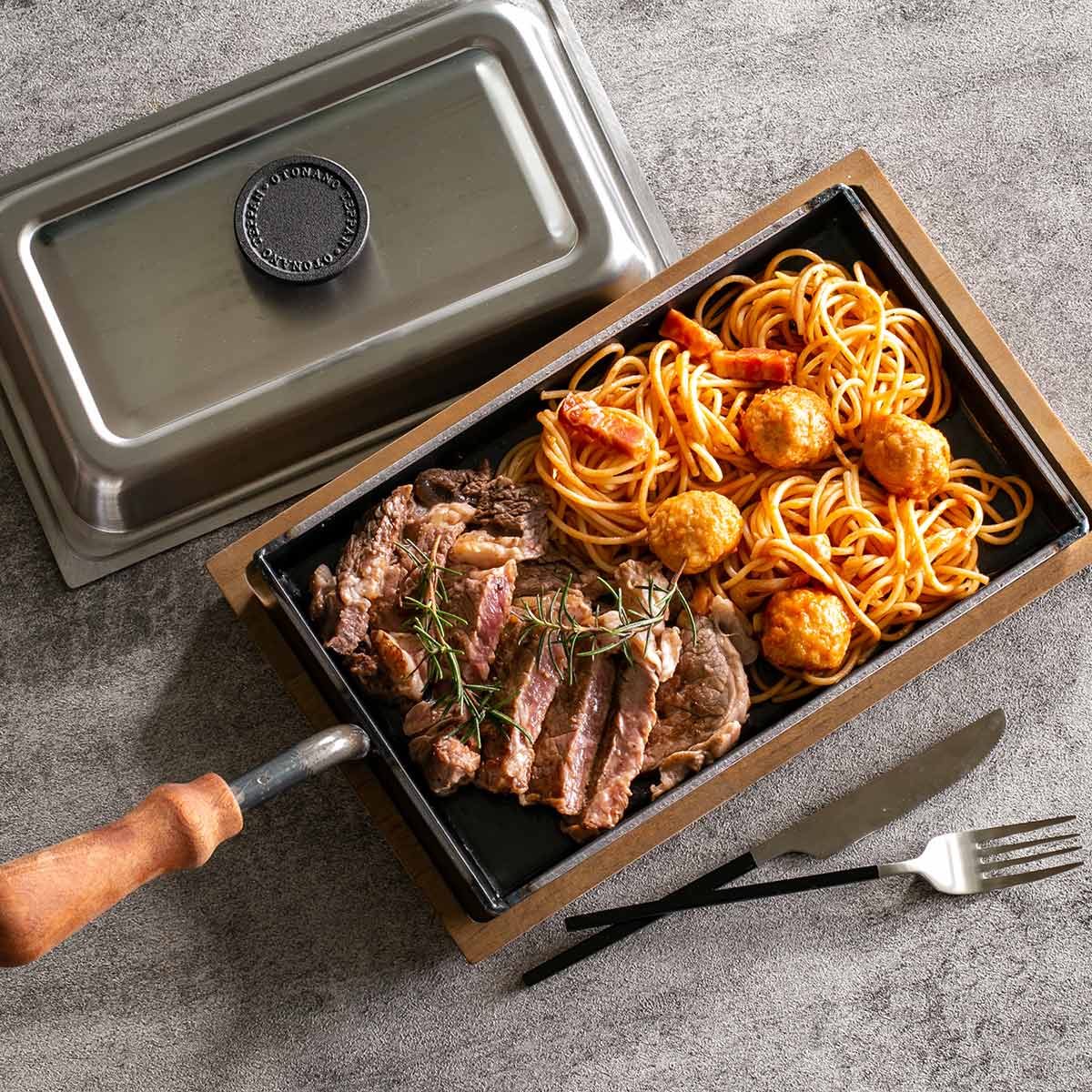 オークス（AUX） 鉄板 小 IH対応 鉄製 大人の鉄板 日本製 （ ガス火