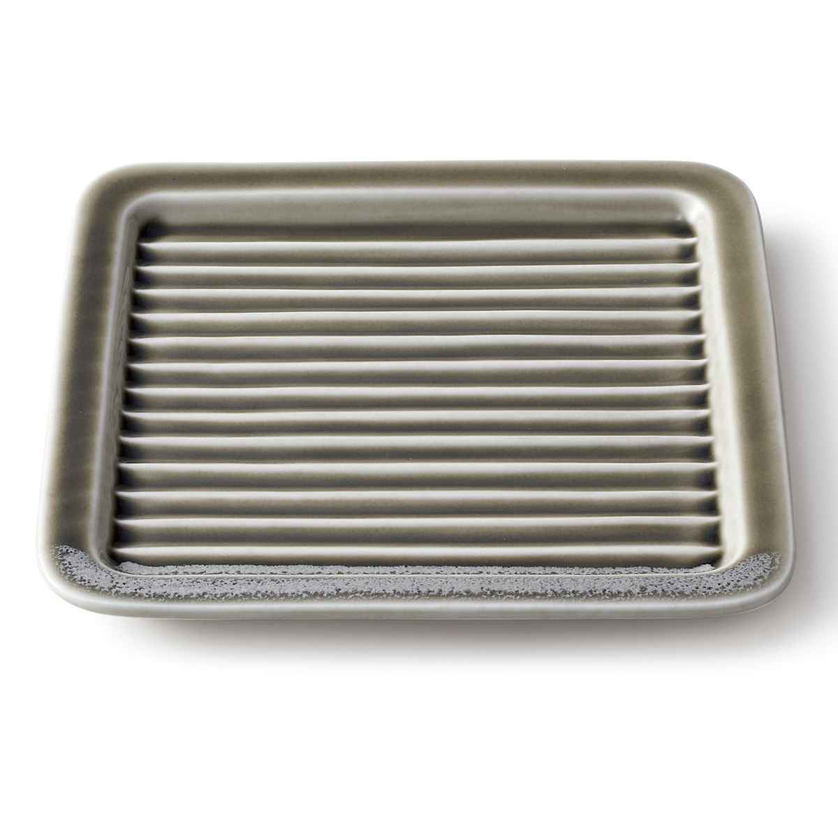 トーストプレート 18cm 磁器 美濃焼 （ 食洗機対応 電子レンジ対応 日本製 皿 トースト皿 パ...