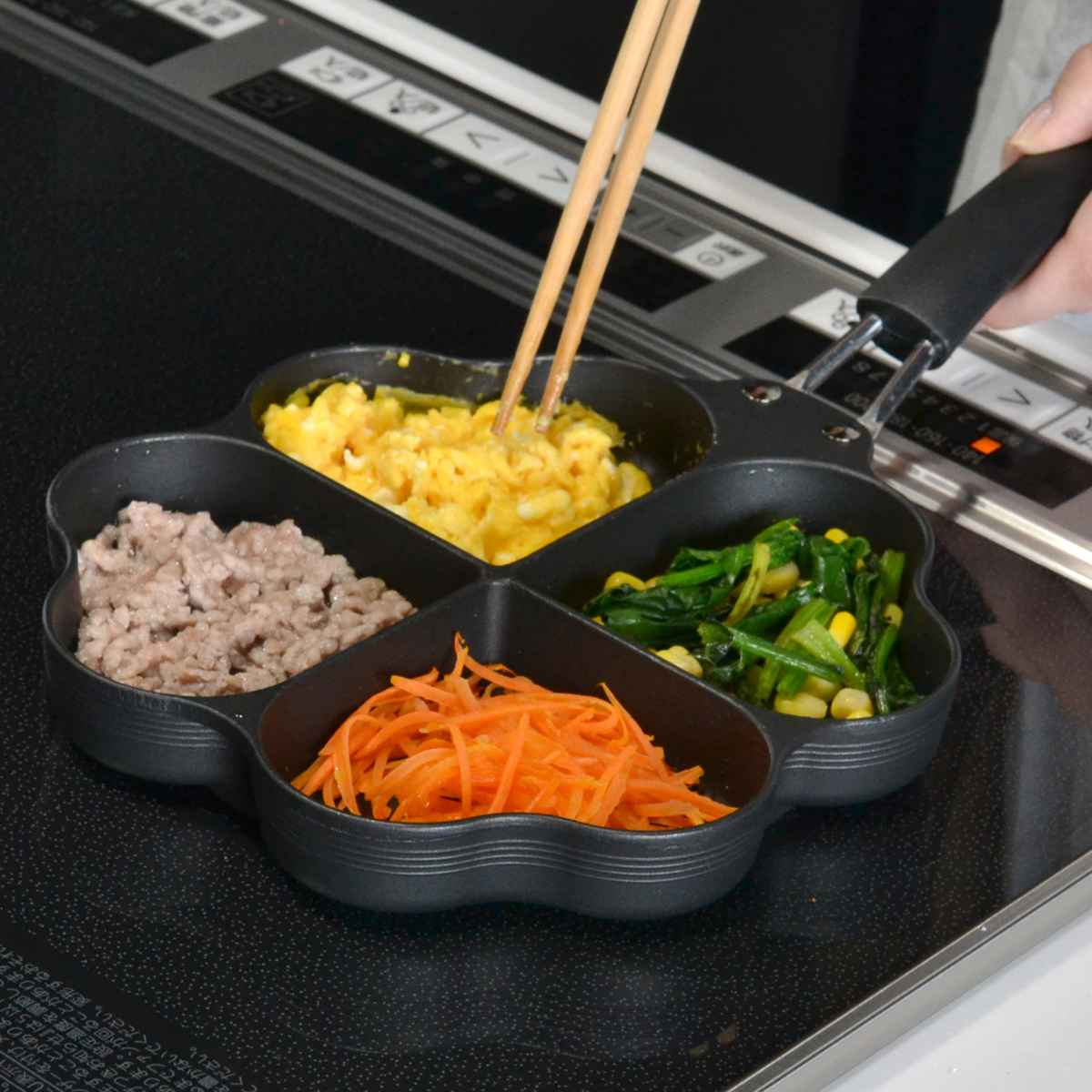 フライパン IH対応 仕切り付き 日本製 フッ素樹脂加工 はぴはぴクックパン