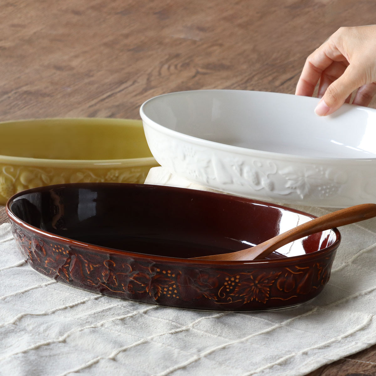 グラタン皿 30cm LL 楕円 レリーフグラタン 陶器 （ 食洗器対応 電子