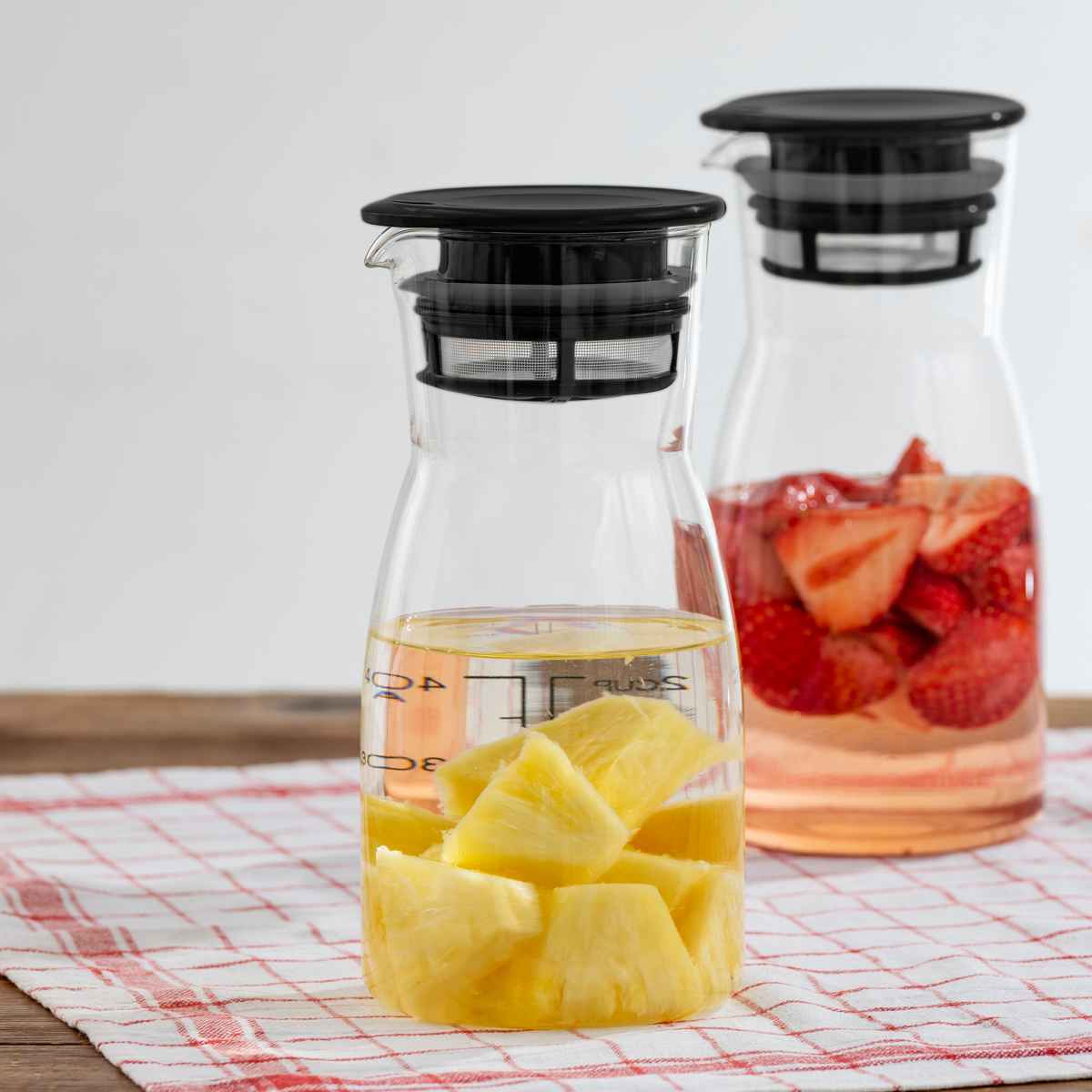 �n���I �ۑ��e�� 700ml �r�l�K�[�Y�h�����N�s�b�`���[ �i HARIO �ϔM�K���X �K���X �s�b�`���[ �␅�� �L���j�X�^�[ �d�q�����W�Ή� �������t�� �j