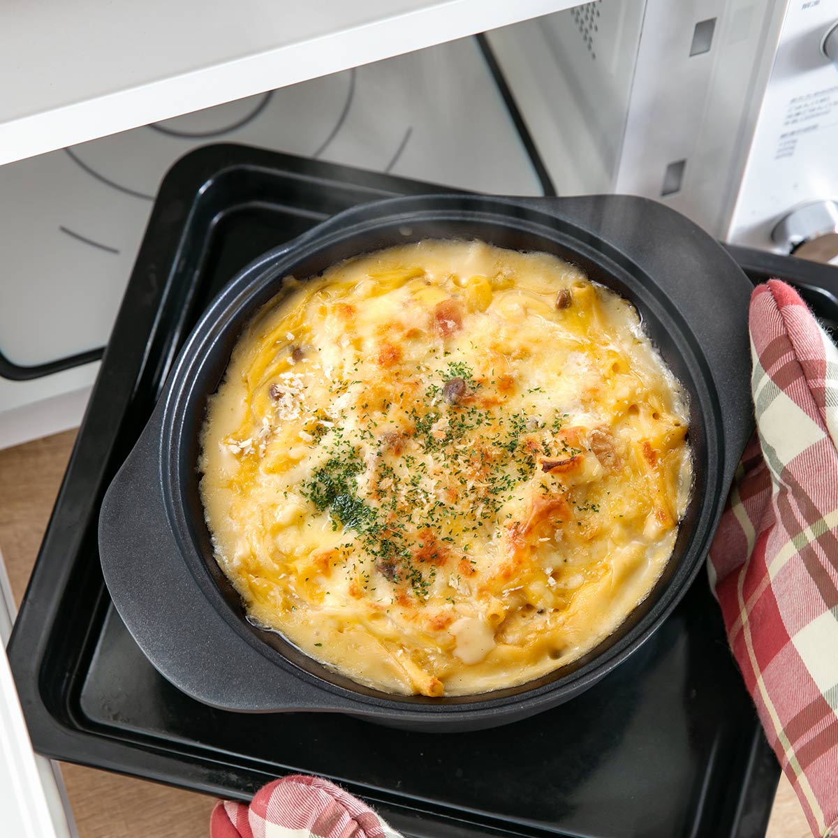 Lirica キャセロール 24cm IH対応 食洗機対応 両手鍋 （ ガス火対応 なべ 万能鍋 お鍋 両手なべ フッ素加工 軽い 蓋付き PFASフリー PFOAフリー ）の画像