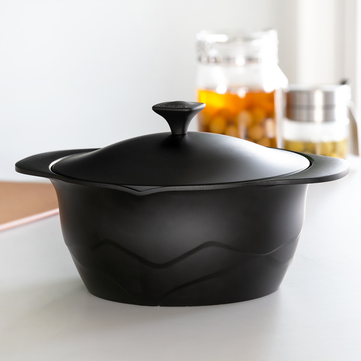Lirica キャセロール 24cm IH対応 食洗機対応 両手鍋 （ ガス火対応 なべ 万能鍋 お鍋 両手なべ フッ素加工 軽い 蓋付き PFASフリー PFOAフリー ）の画像