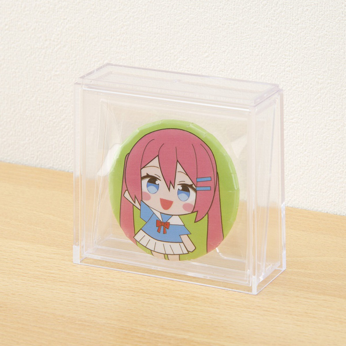 イノマタ化学 缶バッジディスプレイケース 幅8.1×奥行3.1×高さ7.8cm